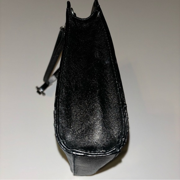THE SAK Iris Leather Three-Way-Wear Crossbody Clutch Black Bag Small NWOT - Picture 3 of 12